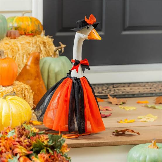 Giddy the Porch Goose Midnight Witch Outfit